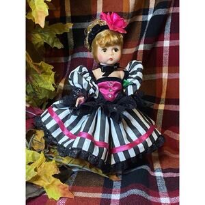 VTG Madame Alexander 8” Doll 11557 Wendy as Moulin Rouge Cancan Dancer France